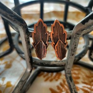 💚💎 VTG Bronze Tone Leaf Earrings